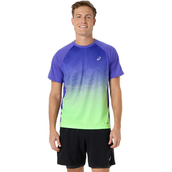 ROAD FADE SS TOP, COBALT BURST/ILLUMINATE GREEN, swatch