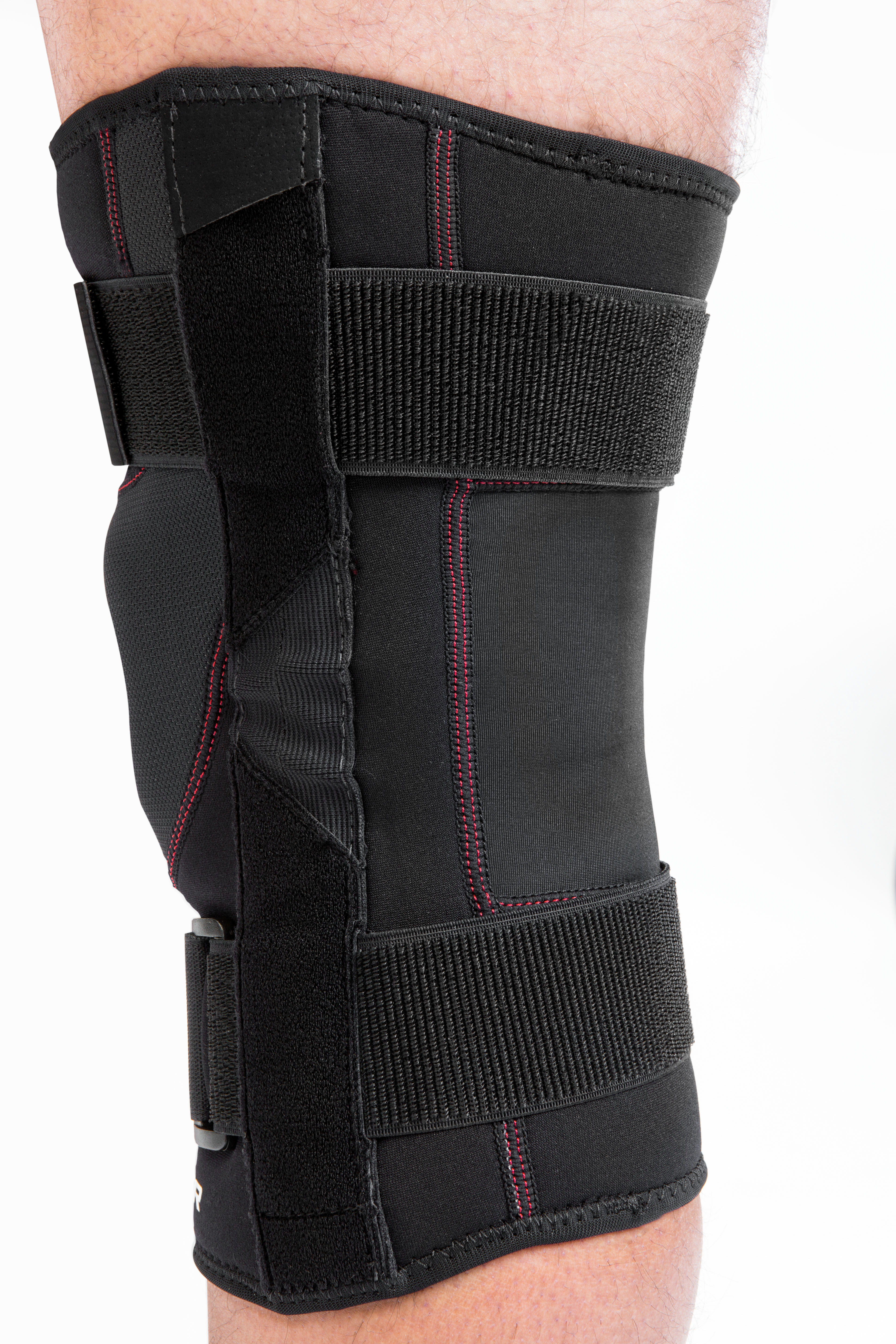 MUELLER® PATELLA STABILIZER KNEE BRACE BLACK SM, , large image number null
