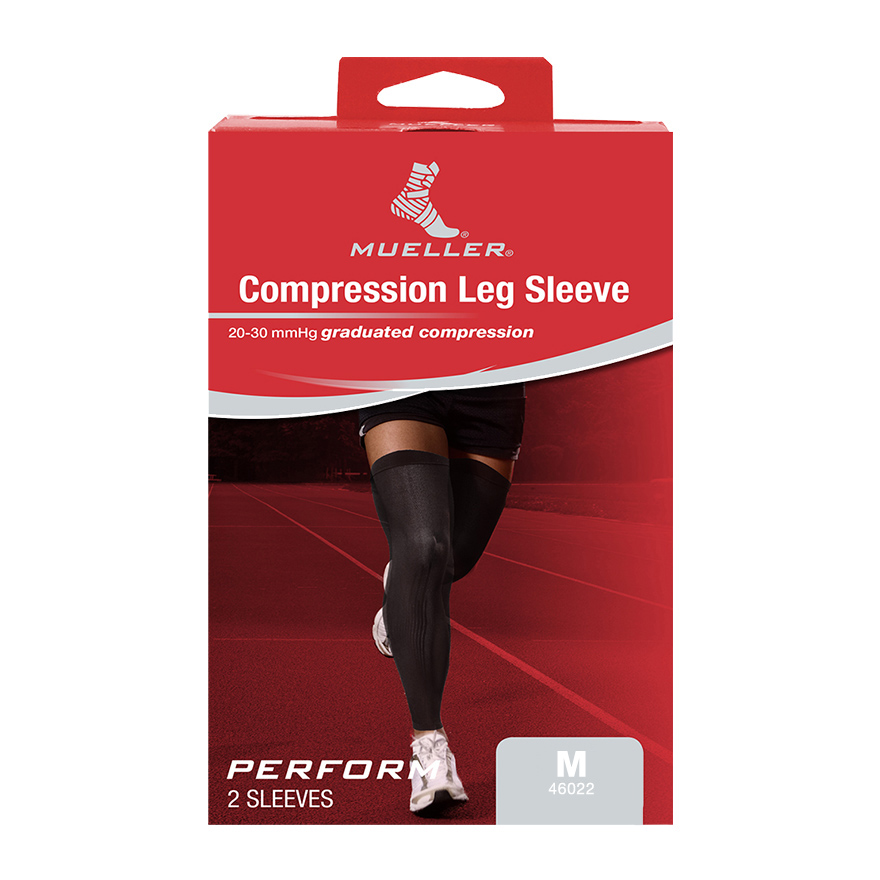 MUELLER® GRADUATED COMPRESSION LEG SLEEVES PERFORMANCE BLACK SM