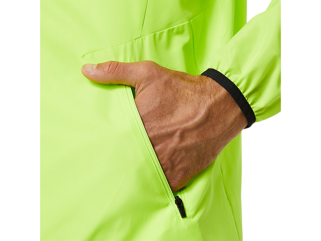 ASICS ACCELERATE LIGHT JACKET image number null
