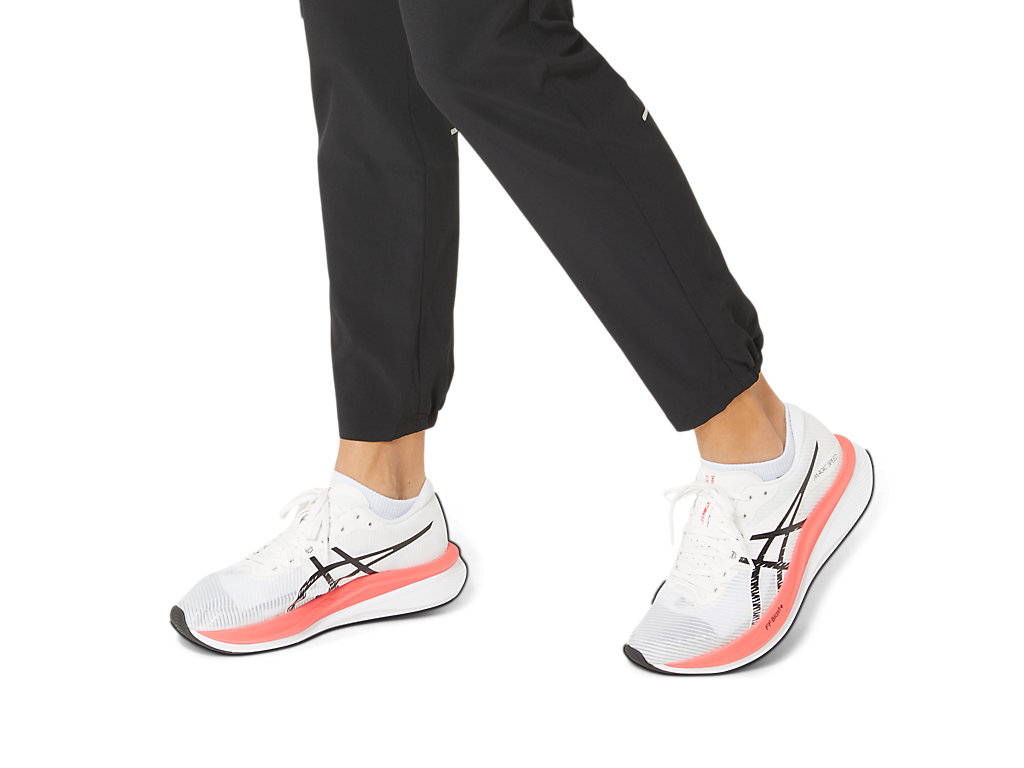 ASICS MAGIC SPEED 3 image number null