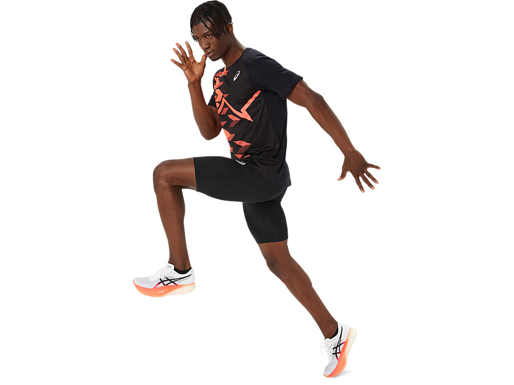 ASICS MEN LIGHT GRAPHIC SHORT SLEEVE TOP image number null