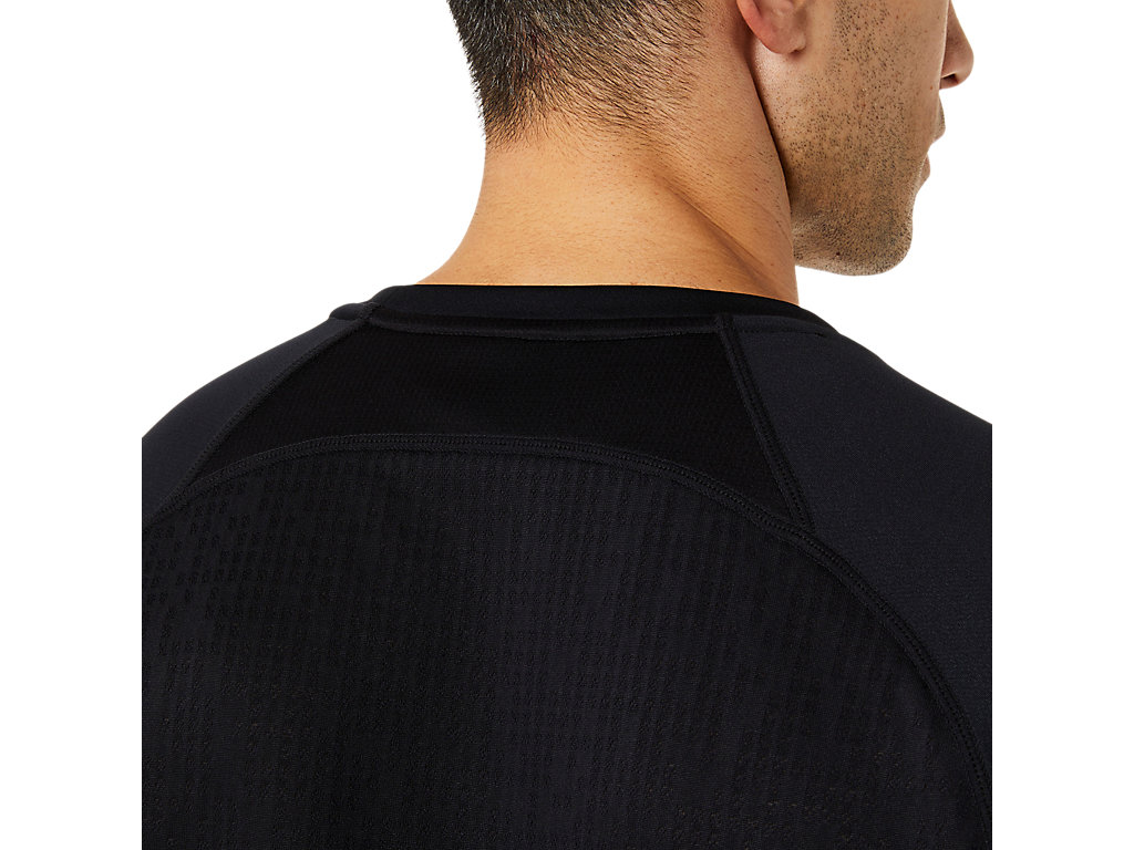 ACTIBREEZE PANEL KNIT SHORT SLEE image number null