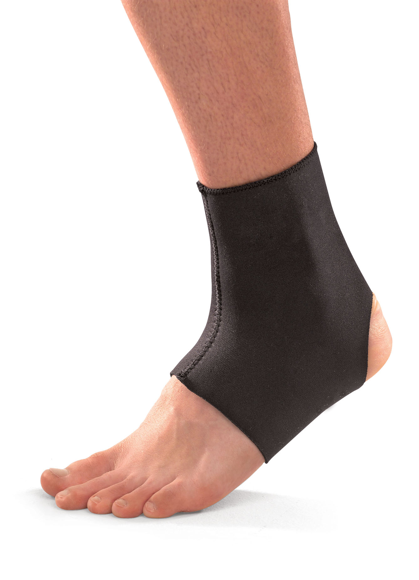 MUELLER® ANKLE SUPPORT NEOPRENE BLACK MD, , large image number null