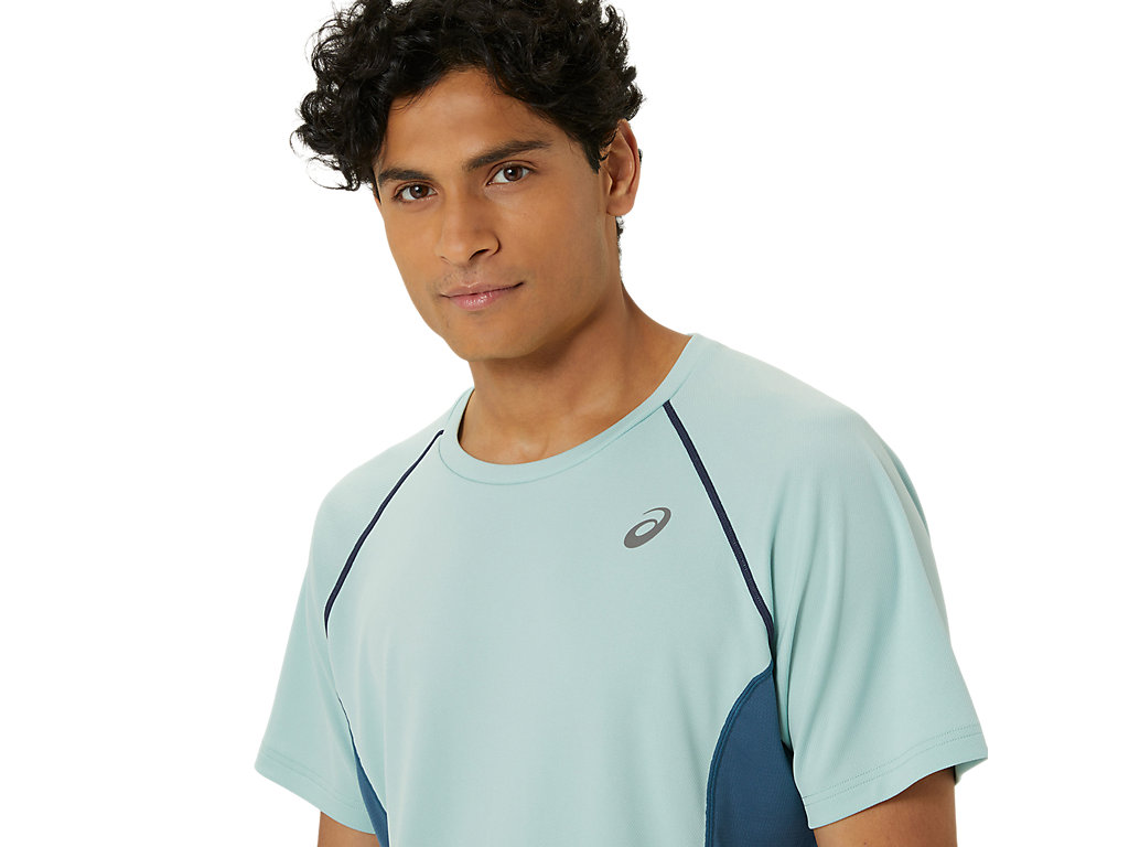 ACTIBREEZE PANEL KNIT SHORT SLEE image number null