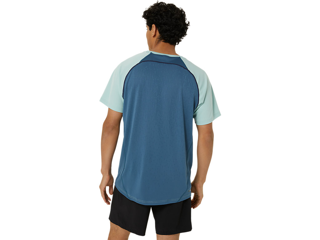 ACTIBREEZE PANEL KNIT SHORT SLEE image number null