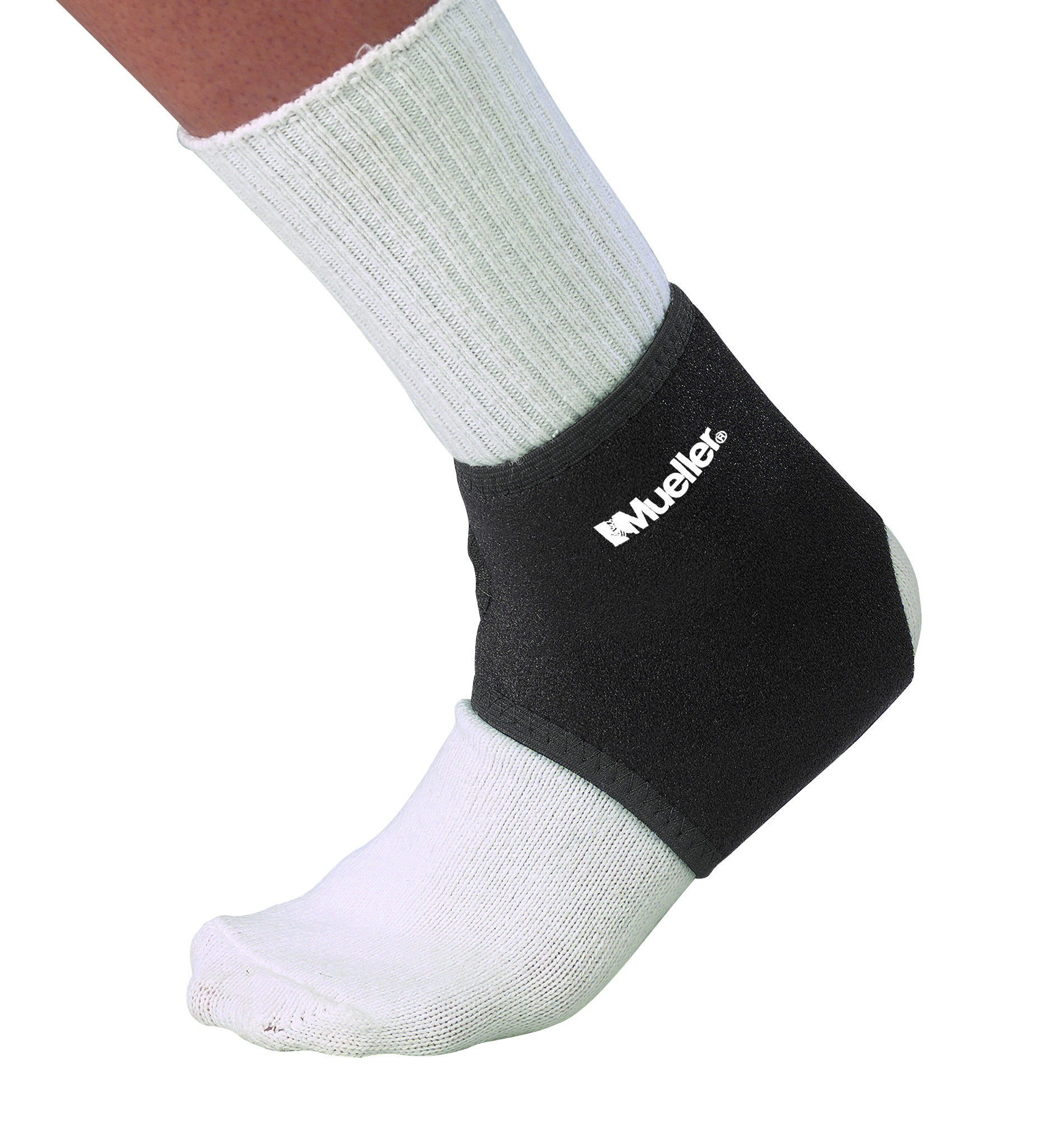 MUELLER&reg; WRAPAROUND ANKLE SUPPORT BLACK